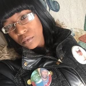 Meet your Posher, Taneisha